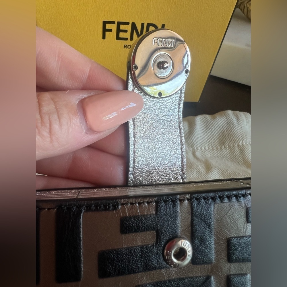 FENDI Tobacco Silver FF Zucca Lambskin Leather Maya Snap Accordion Card Wallet - Picture 7 of 12